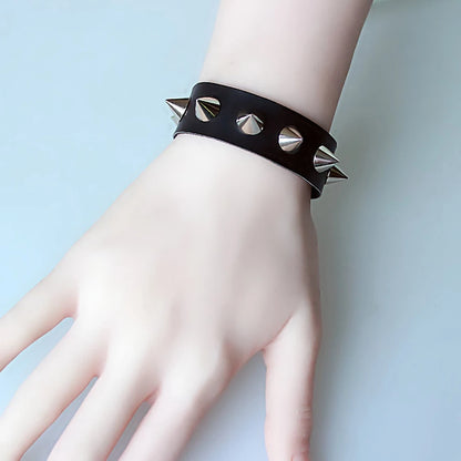 Punk Rock One-row Spike Rivet PU Leather Bracelets Bangles Unique Pointed Bracelet Fashion Jewelry Cuff Wristband