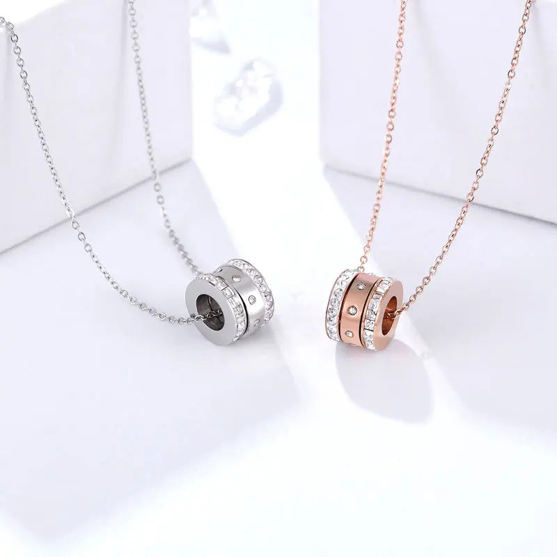 Small And Exquisite Three Zircon Circle Pendant Necklaces For Women High Quality Stainless Steel Love Necklace Birthday Gift